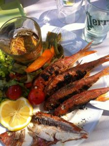 Au cœur du Parc National du Massif des Calanques, la Flibuste des Goudes, Maison 2 chambres, climatisée, jardins, solarium, proche plage, large vue mer