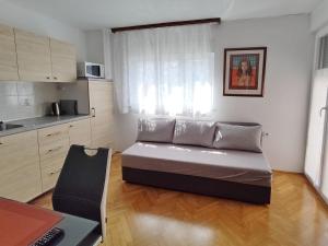 Apartments with a parking space Umag - 19741