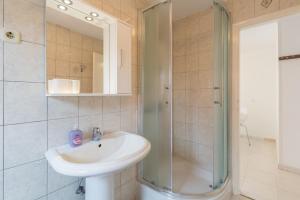 Apartments with a parking space Umag - 19741