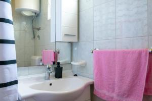 Apartments with parking space Pakostane, Biograd - 19889