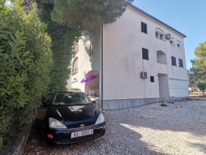 Apartments with a parking space Pakostane, Biograd - 19947