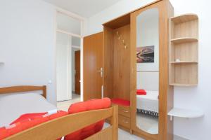 Apartments by the sea Okrug Donji, Ciovo - 19974