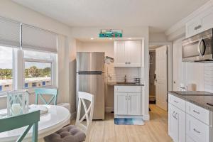 Beach Views by Day , Star Gazing by Night - Hawaiian Inn Beach Resort