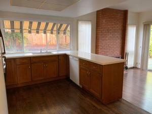 5bd2.5ba Near Apple in Cupertino