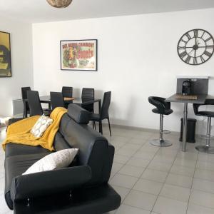 Appartements Joli appartement recent tout confort parking prive : photos des chambres