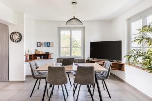 Maisons de vacances Maison avec vue sur le lac de Paladru, plage 200m. : photos des chambres