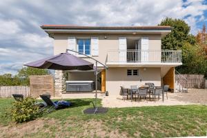 Maisons de vacances Maison avec vue sur le lac de Paladru, plage 200m. : photos des chambres