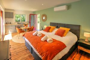 Maisons de vacances l'Escapade : photos des chambres
