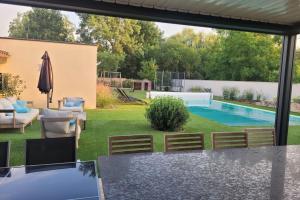 Maisons de vacances Maison avec piscine pour 10 adultes et 8 enfants ou ados : photos des chambres