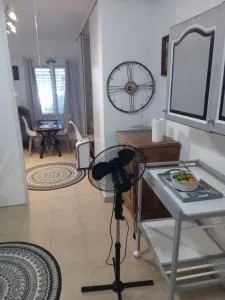 Joli Studio avec jardin - Calce