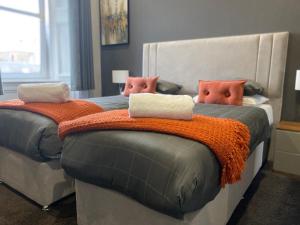 Three-Bedroom Apartment room in The Fort Hotel