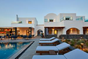 Mountain and Sea Suites