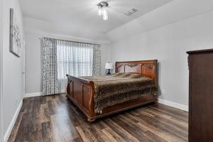 Cozy Home Away 20 Mins to Omni PGA Frisco!