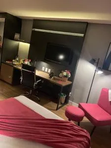 QS Marista - Studio Alessandra Antonelli - flat 1701 - 阿帕雷西达迪戈亚尼亚