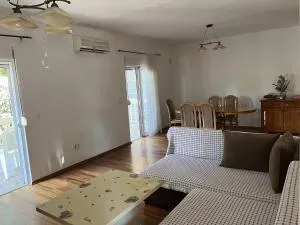 Apartman Any Bar - Burtaiši