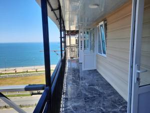 Apartment with sea view