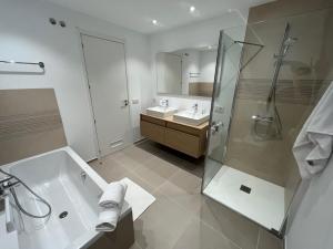 Cozy apartment with pools in Palm Mar