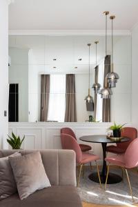 Pierrot & Pierrette Gajeva 6