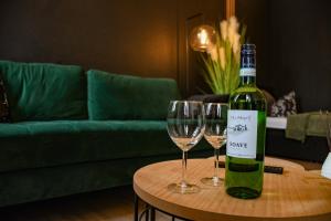 Moderne Ferienwohnung in direkter Nähe zur Uni, Netflix Gratis, WLAN, Waschmaschine, Geschirrspüler, Zentrum,