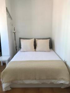 AC LoS REMEDIOS - 3hvězdičkové hotely ve městě Sevilla