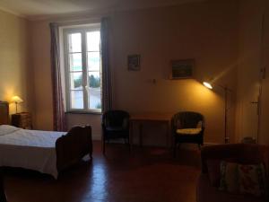 B&B / Chambres d'hotes Les Volets Bleus : photos des chambres