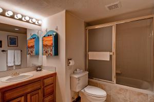 Two-Bedroom Apartment room in Torian Creekside III