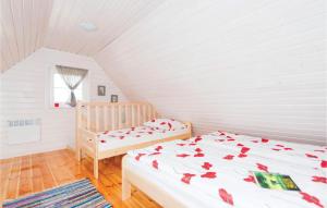 Beautiful Home In Ustka With 1 Bedrooms And Wifi