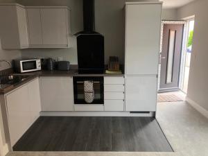 New ground floor 2 bed flat close to the beach