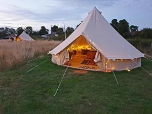 6m xl bell tent with log burner near Whitby - Liverton