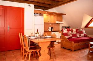 Appart'hotels Chalets de Praroustan by Actisource : photos des chambres