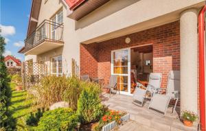 Cozy Apartment In Rowy With Kitchen