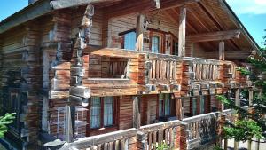 Chalets Les Coeurs de Bolquere. : photos des chambres