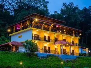 The Hosteller Coorg Rainforest, Madikeri - Napoklu