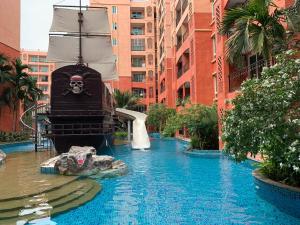 Seven Seas Condo Resort