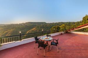 SaffronStays Verandah by the Valley, Panchgani - luxury villa and treehouse with beautiful valley and lake views