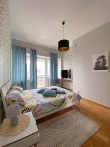 Świętokrzyska 32 room 1