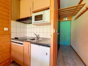 Appartement 2 pièces, skis aux pieds avec terrasse - FR-1-344-961