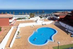 Home2Book Sea Front Duplex Terrace Pool - La Medida
