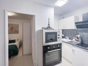 La terrasse DisneyGareCentre à 3min parking free