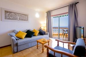 FRONT LiNE OCEAN ViEW 2BeD Wi-Fi YOUR HOLiDAY HOME