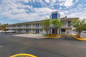 Motel 6-Ft. Pierce, FL