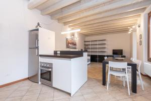 Trilocale Rua Sovera 85 - F&L Aparment