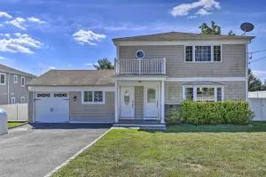 Glen Cove Home Walk to Boardwalk and Dining! - Glen Cove