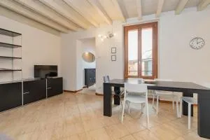 Trilocale Rua Sovera 85 - F&L Aparment - Brescia