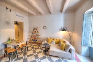 Charming & traditional flat in city center ESCH1-2