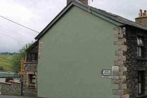 Cumbrian cottage, sleeps 6, in convenient location
