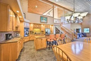 Charming, Spacious and Pet-Friendly Buena Vista Home - 布埃纳维斯塔