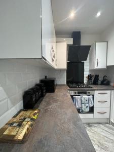 Droylsden Guest House