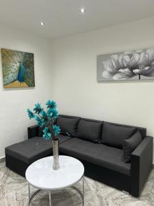 Droylsden Guest House