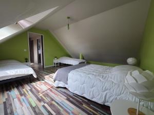 Maisons de vacances Maison familiale, plage a pied, proche St MALO : photos des chambres